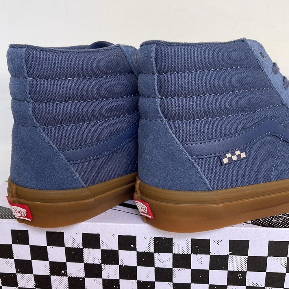 Vans WMNS Skate Sk8-Hi Vintage Blue/Gum
VN0A5FCC0QZ Sneakers - Picture 4 of 16